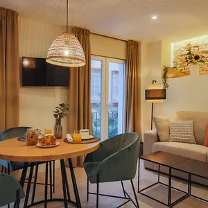 Magna Aparthotel